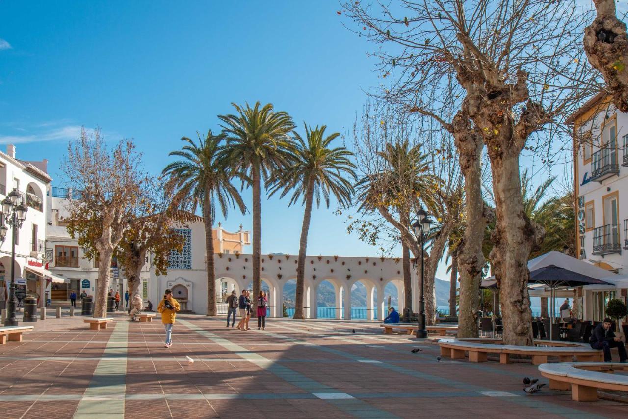 Apartamentos Vacacional En Plaza De Espana Nerja Exteriér fotografie